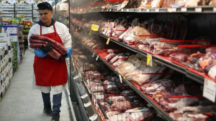 CNN verifica: Trump afirma que solo la carne de res ha subido de precio, pero decenas de productos se han encarecido