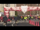Thousands of runners spend Thanksgiving morning at Center Parc Stadium