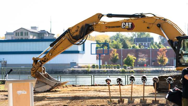 Davis Park closure brings playground and river walk changes