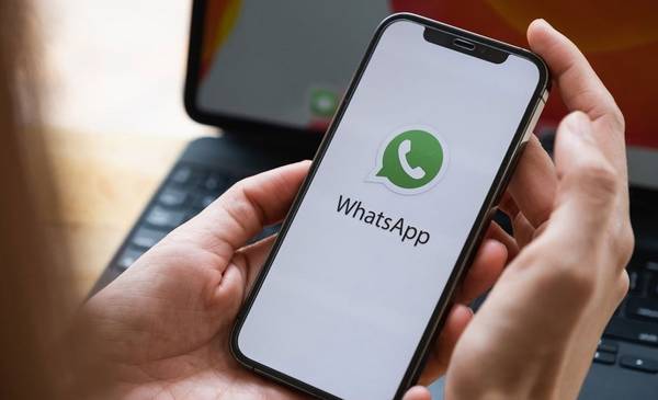 WhatsApp recupera la función Info con mejoras clave
