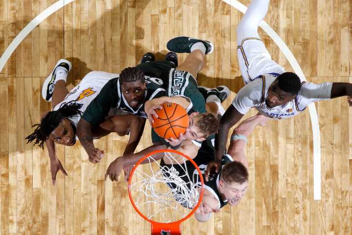 Overheard in Michigan State’s locker room: Died at halftime and let guard down