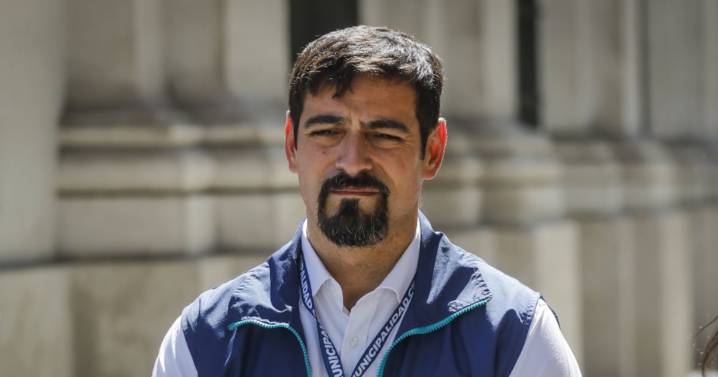 Alcalde de Cerro Navia denuncia a la Subsecretaría de Seguridad Pública tras enfrentamientos de bandas rivales en la comuna