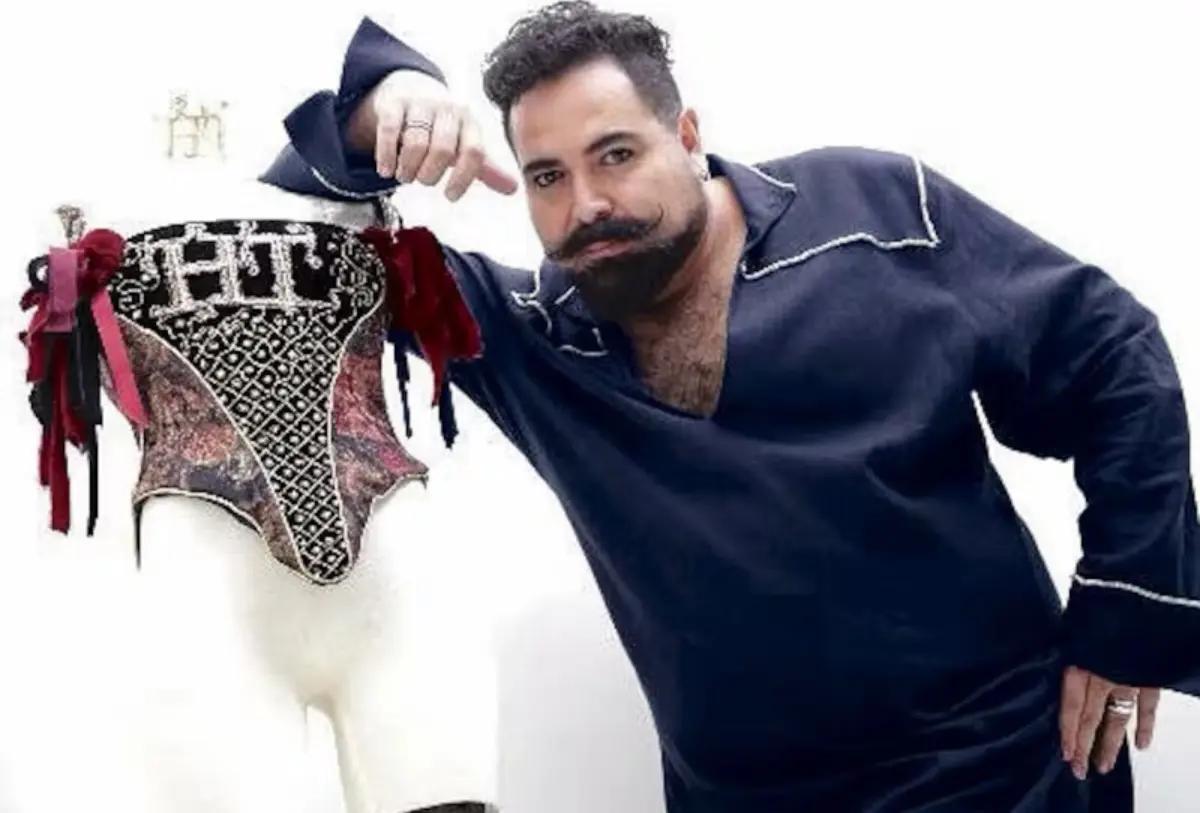 Muere a los 58 años Héctor Terrones, el diseñador que vistió a las grandes estrellas de México