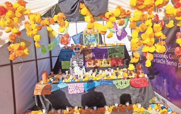 Rinden homenaje a cadáveres anónimos