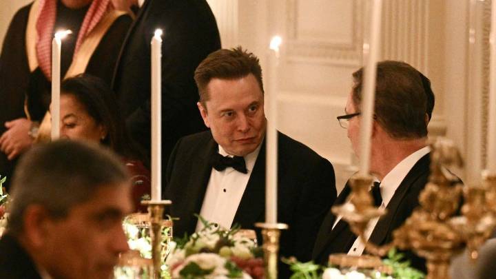 Did Musk make an ‘explosive’ comment at Trump’s dinner for MBS? Lip