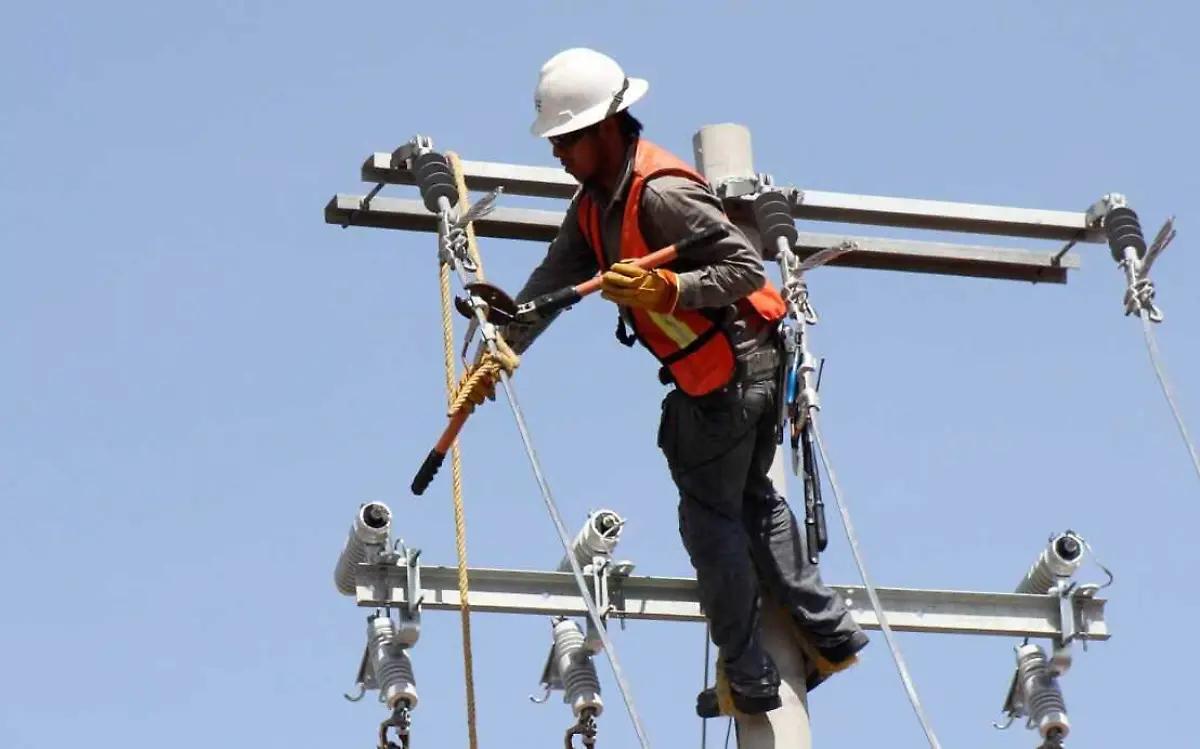 CFE suspenderá energía eléctrica en ocho poblados de Eldorado por trabajos de mejora