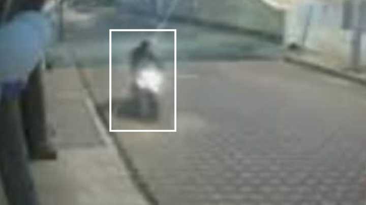 Motociclista Pierde la Vida por Chocar contra Lazo que Sostenía una Carpa en Puebla