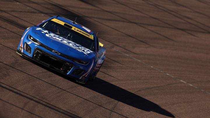 Kyle Larson wins second NASCAR Cup Series title