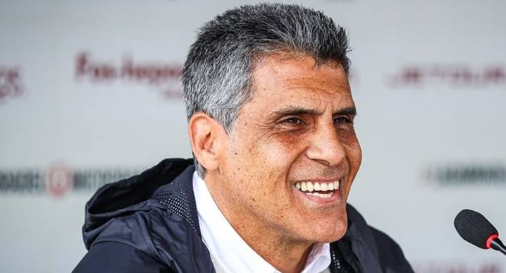 Álvaro Barco: la sorpresa por rumores de salida de Fossati y fichajes en Universitario para el 2026