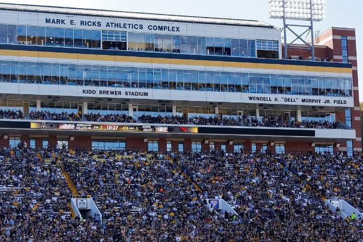 Arkansas State survives vs. Appalachian State, secures bowl berth