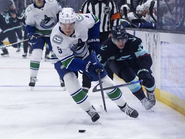 Canucks Coffee: Hard to pump the enthusiasm brakes on Pettersson, Willander