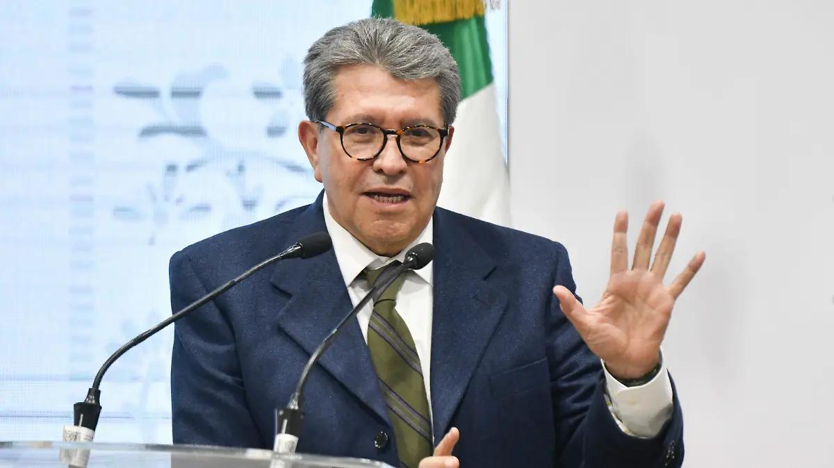 Reforma sobre semana laboral de 40 horas llegará antes del 15 de diciembre: Monreal