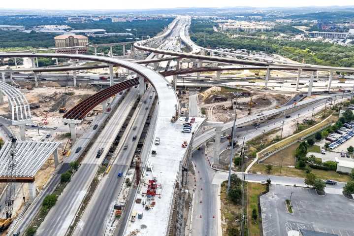 Sixth, seventh flyover ramps open at Loop ...