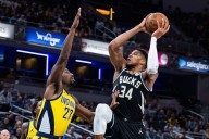NBA roundup: Giannis Antetokounmpo boosts Bucks at buzzer