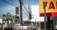 Mujer fallece mientras conducía en avenida de Tijuana