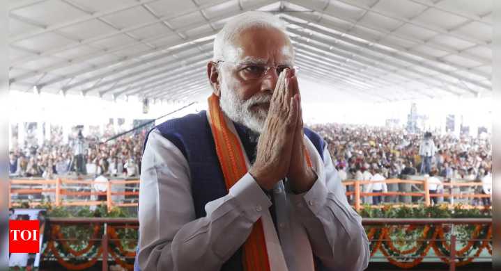 Hopes and hardships echo at PM’s Ara rally