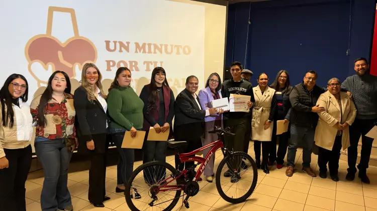 Jóvenes nogalenses brillan en concurso “Un Minuto por tu Bienestar”