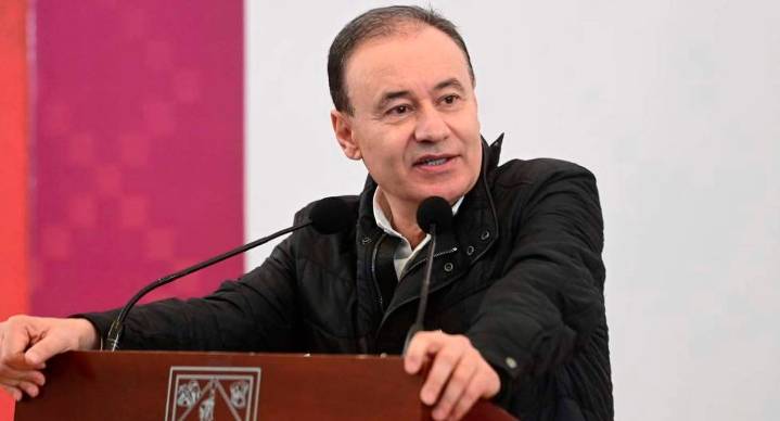 “Ninguna familia enfrentará sola este dolor”: Alfonso Durazo asegura apoyo para familias de víctimas del incendio en Waldo’s Hermosillo