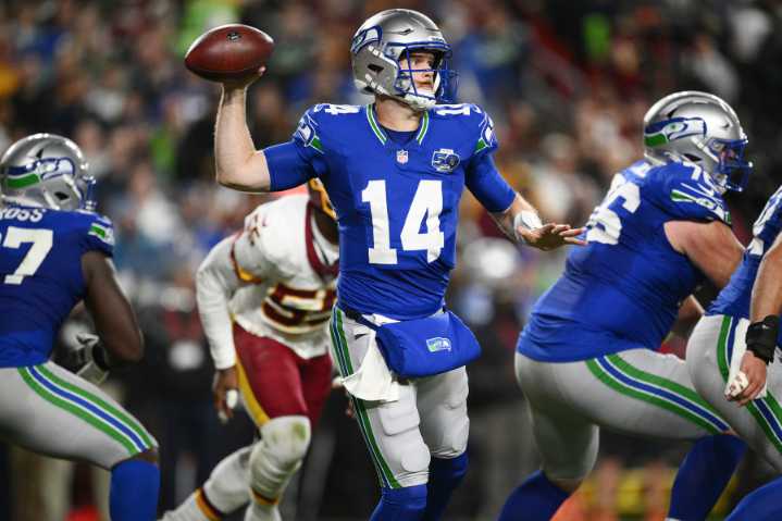 Week 9 analysis: Darnold doing more than enough for surging Seahawks