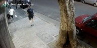 Indignante ataque en Palermo: un hombre pateó a una nena en plena calle