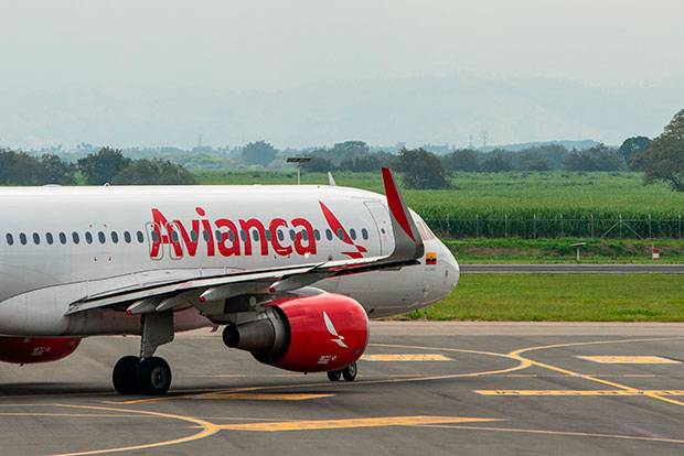 Avianca suspende la venta y operación de vuelos desde y hacia Venezuela