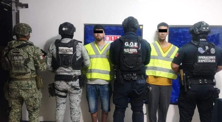 Conducían armados a bordo de GMC en Hacienda Universidad