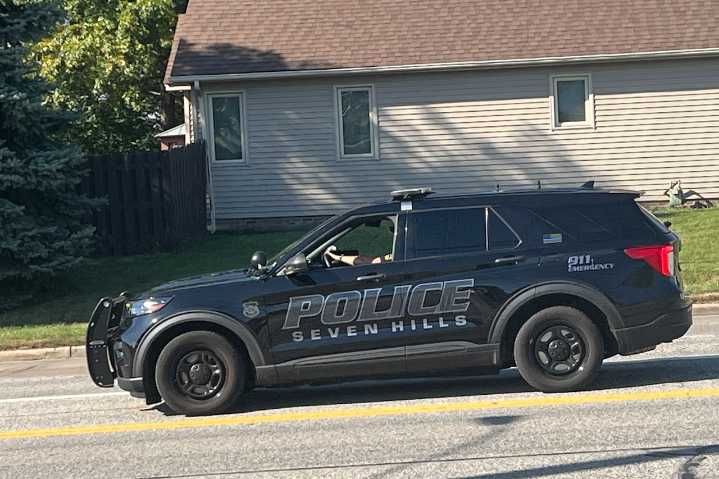 Burglars take homeowner for more than $25,000: Seven Hills Police Blotter