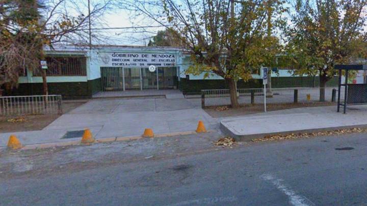 La hermana de la alumna que denunció abuso sexual en la escuela Lemos: "Queremos Justicia, no puede seguir así"