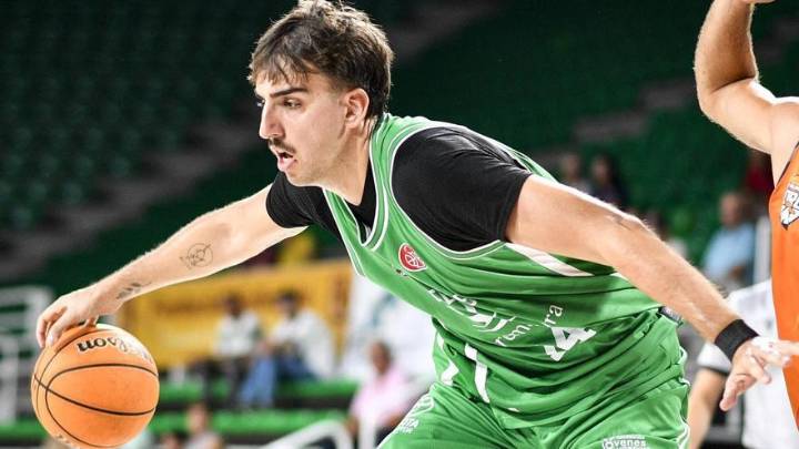 Mazaira levanta al Cáceres