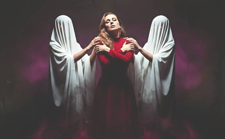Espíritus, sombras y visitas del más allá: los relatos más escalofriantes de celebridades