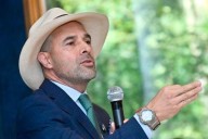 Renuncia de Andrés Guerra Hoyos profundiza la crisis interna en el Centro Democrático