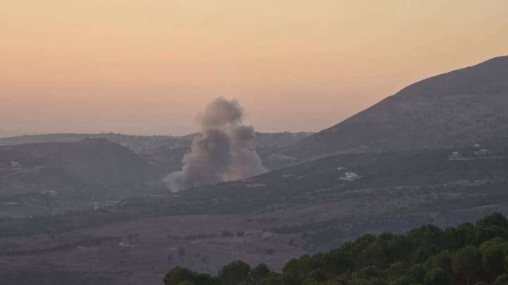 Israel mata a otros cuatro miembros de Hizbulá y afirma que el grupo "está jugando con fuego"
