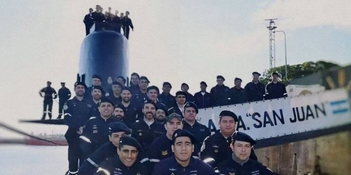 La dolorosa historia del submarino ARA San Juan: 50.000 toneladas de agua y 44 héroes sepultados en el mar