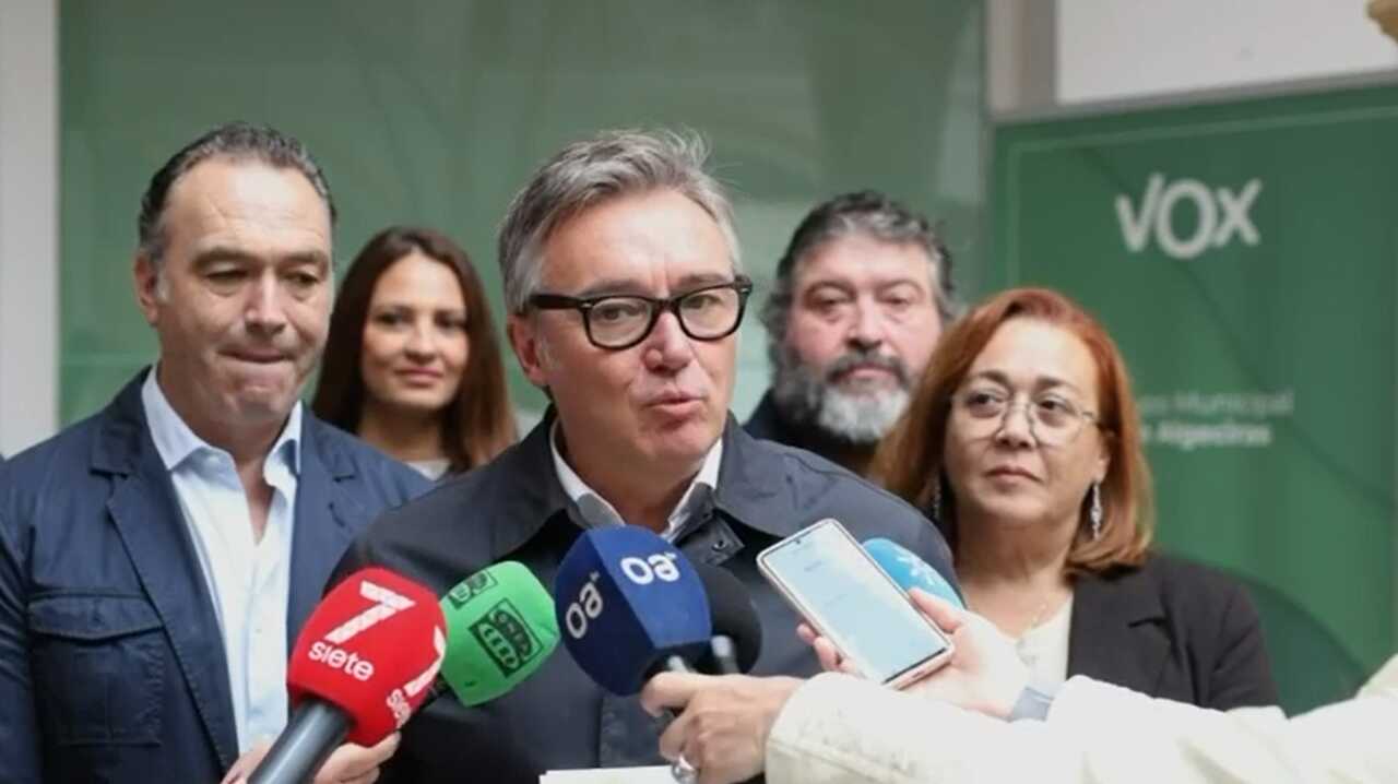 Vox anuncia en Algeciras que pedirá prohibir el uso del nicab y el burka