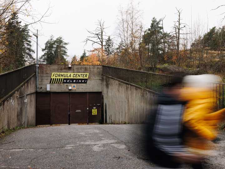 En las profundidades de Helsinki, los parques infantiles son en realidad refugios antibombas