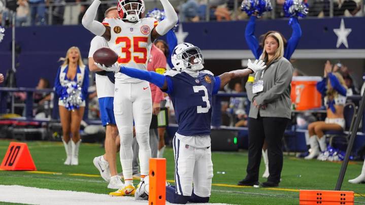 Cowboys get huge Thanksgiving win over Chiefs, 31