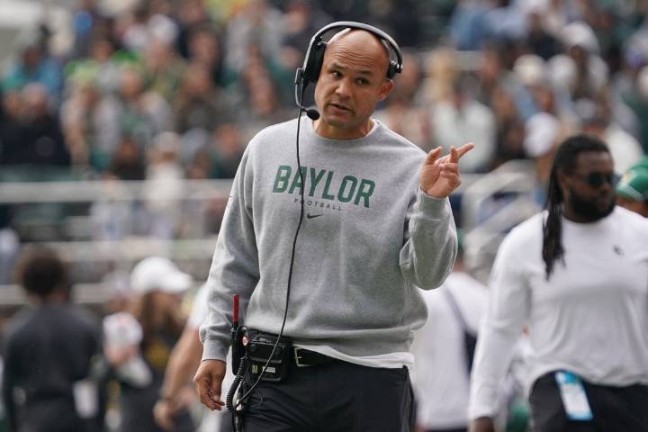 Deadspin | Baylor retains coach Dave Aranda for 2026 season