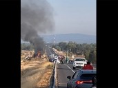 Sindicalistas también bloquean carreteras; toman la autopista Tlaxcala
