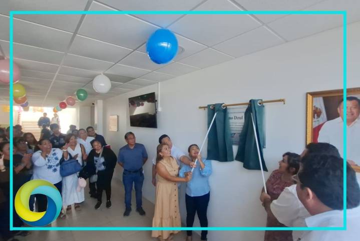 Otorga UT Tulum becas a hijos de ejidatarios, develan placa en honor a Marciano Dzul