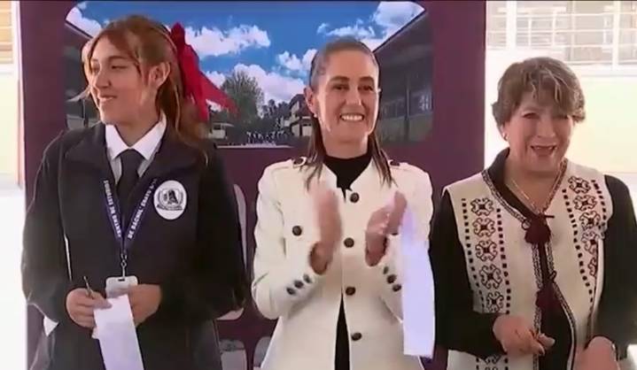 Inaugura plantel de reconversión de secundaria a bachillerato en Zumpango