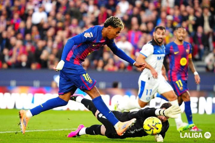 O Barcelona resiste o empuxe do Alavés