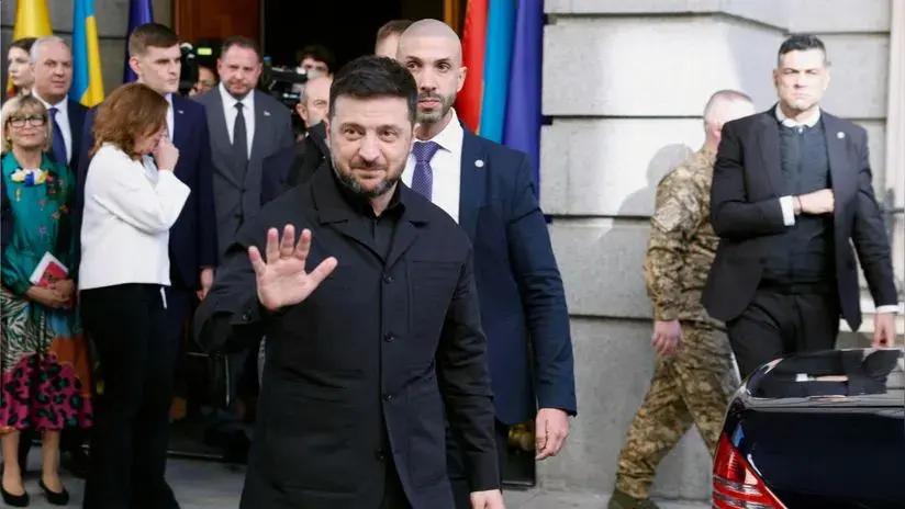 Donald Trump dice que Volodímir Zelenski "va a tener que aprobar" su plan de paz