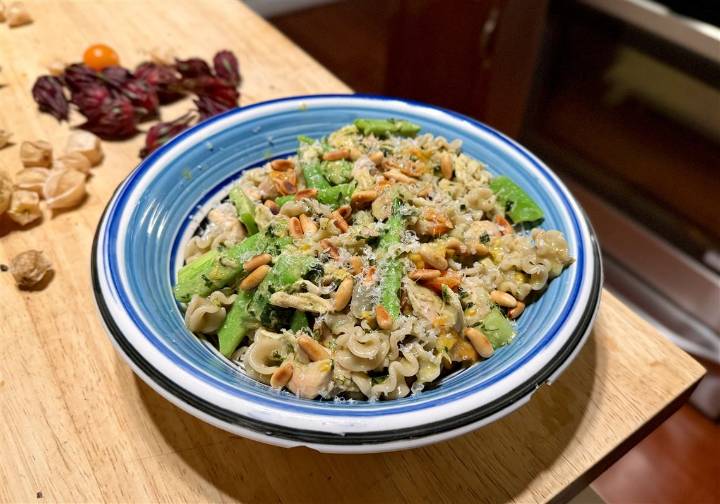 Sate your loved one's food desires this holiday season with these locally rooted food gift ideas