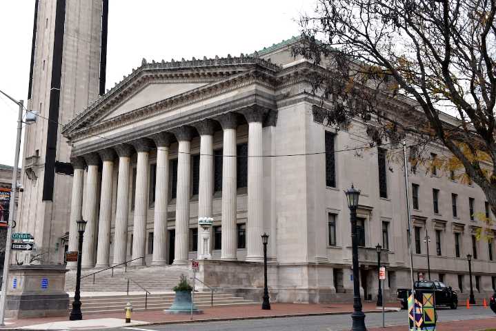 Springfield apartment complex to rise from long