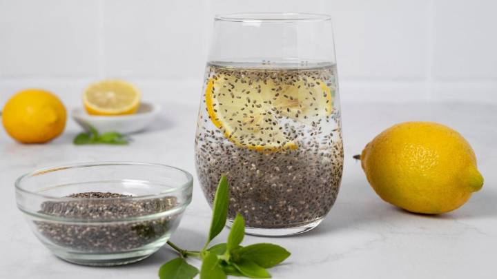 Bajar de peso: los beneficios de sumar semillas de chía a la dieta y cómo incorporarlas bien