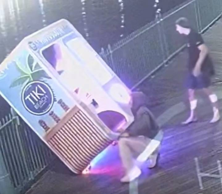 3 from N.J. steal boat, vandalize amusement park in N.Y., steal 200 stuffed animals, police say