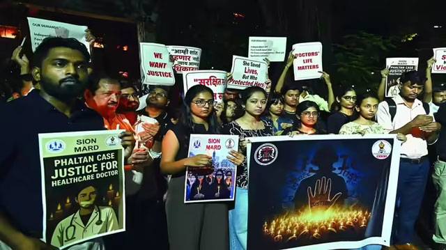 Statewide doctors’ strike in Maharashtra over Phaltan woman doctor’s death case