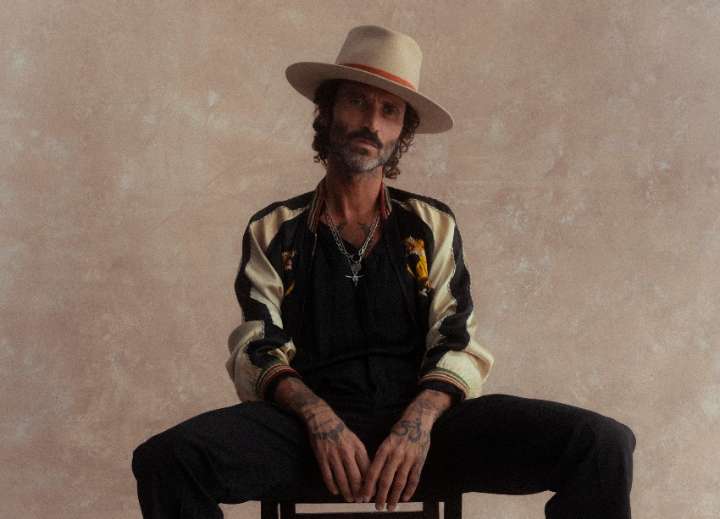 Leiva aterriza en Lima con concierto en el CCB