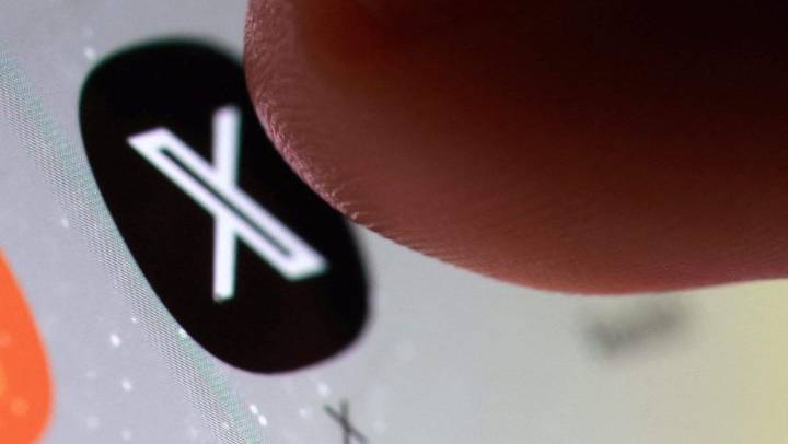 Elon Musk’s microblogging platform X faces global outage, says Downdetector