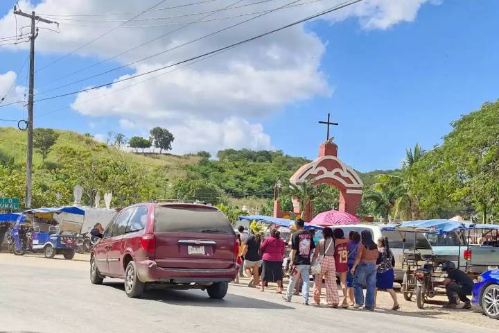 Familiares despidieron a Joel Lizandro de 15 años en Tekax tras su homicidio en Tulum